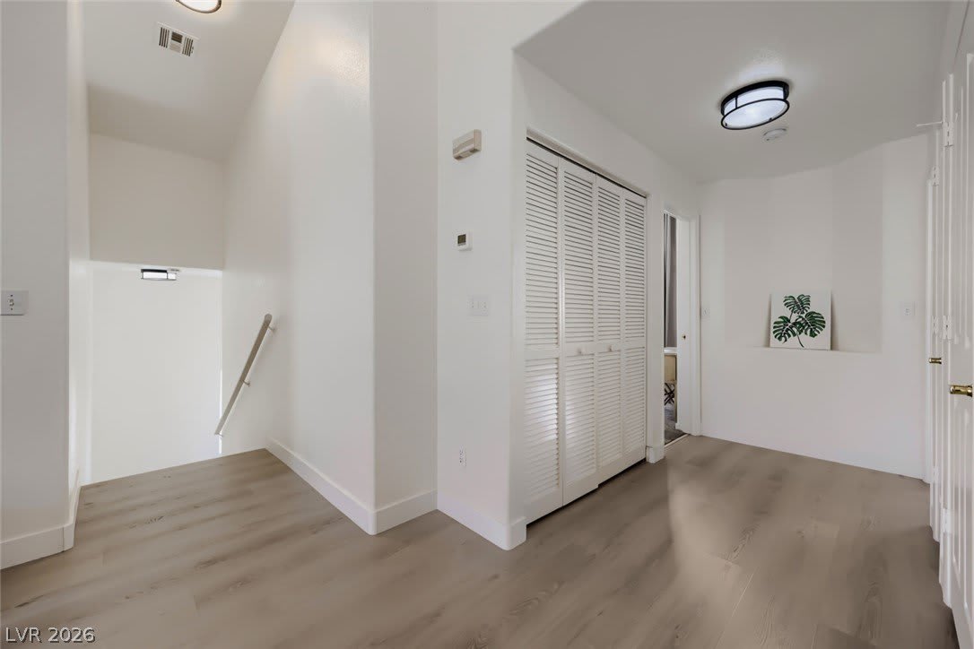 8301 Boseck Drive – photo 2