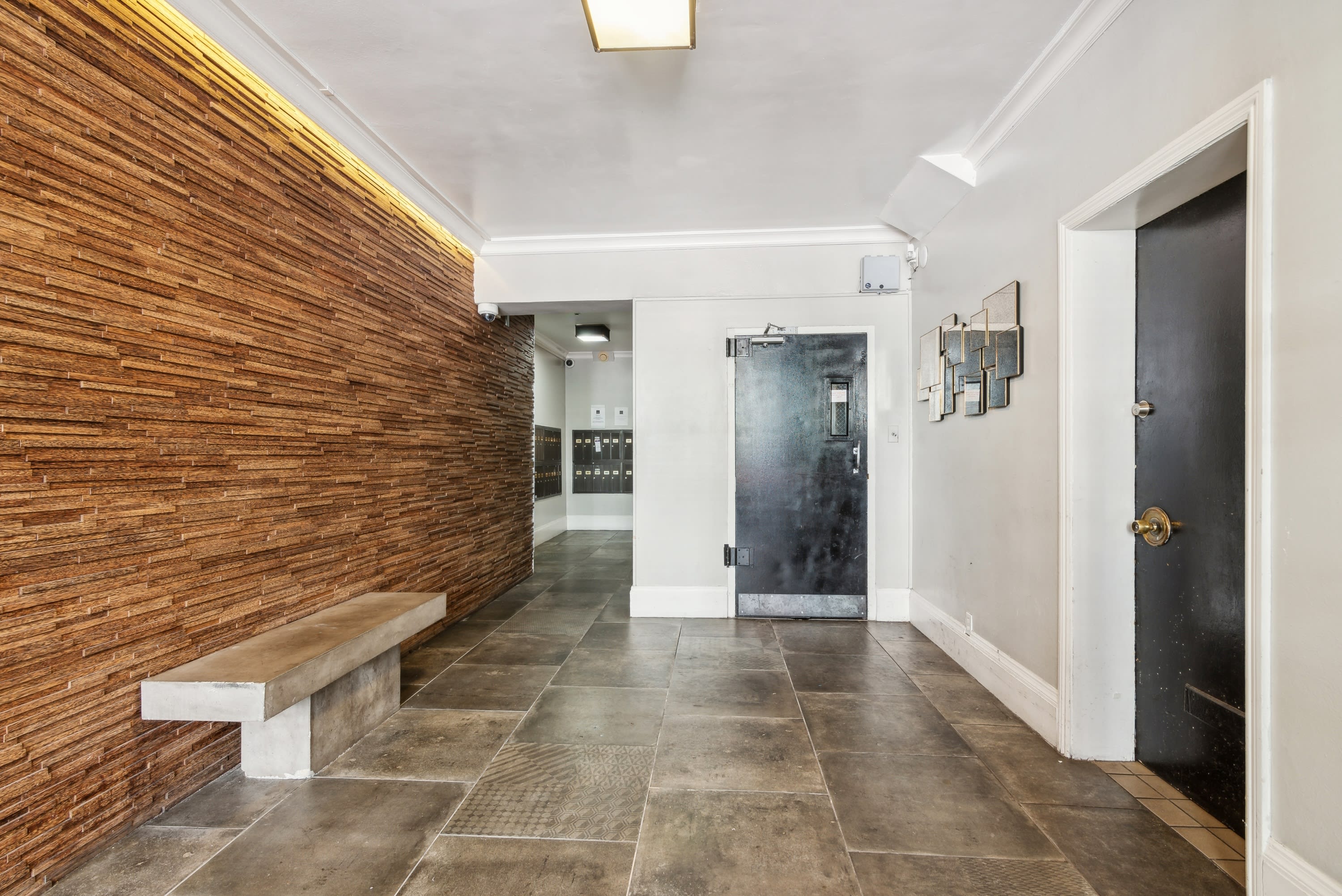 685 Geary – photo 4
