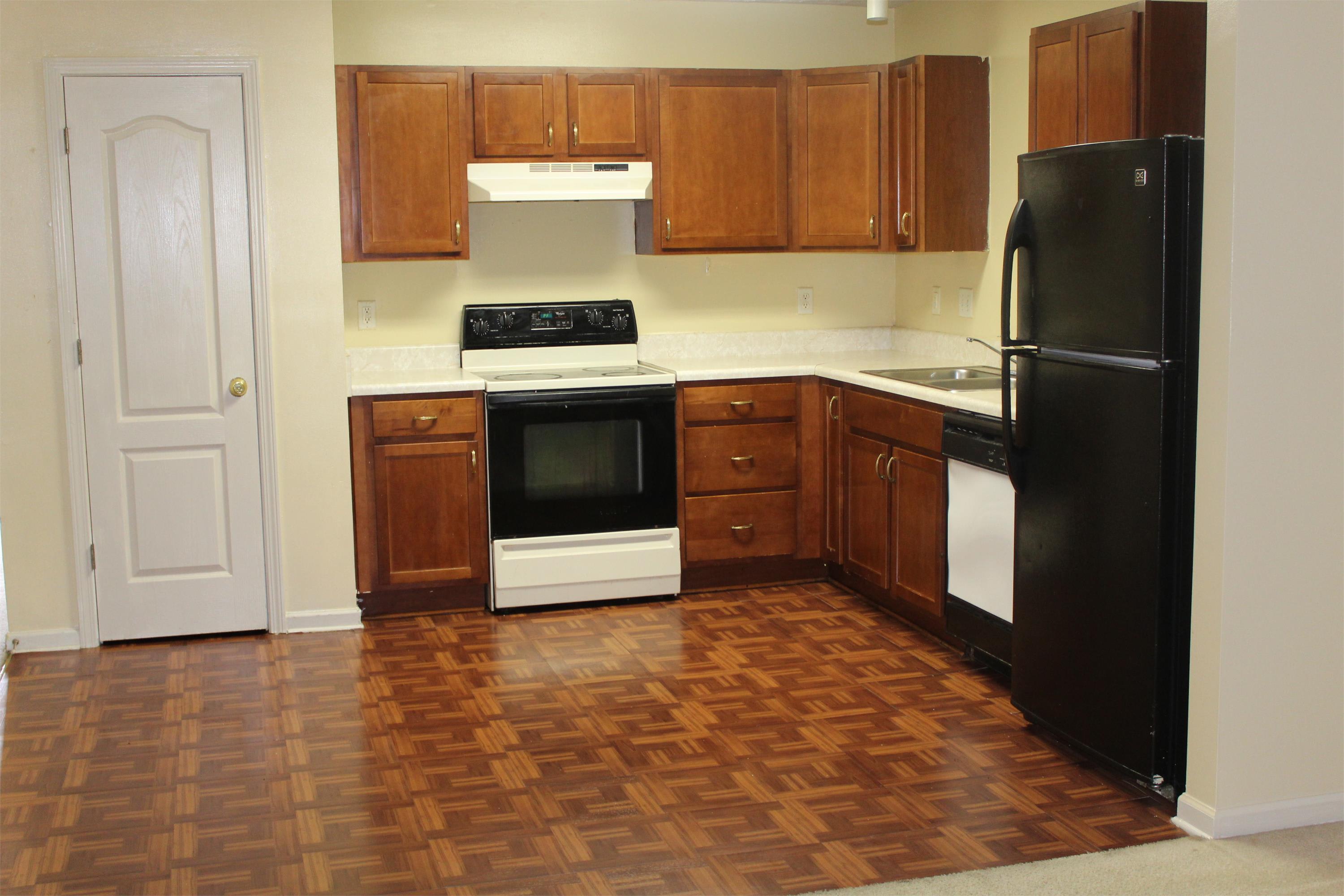 672 Georgetown Ct. – photo 5