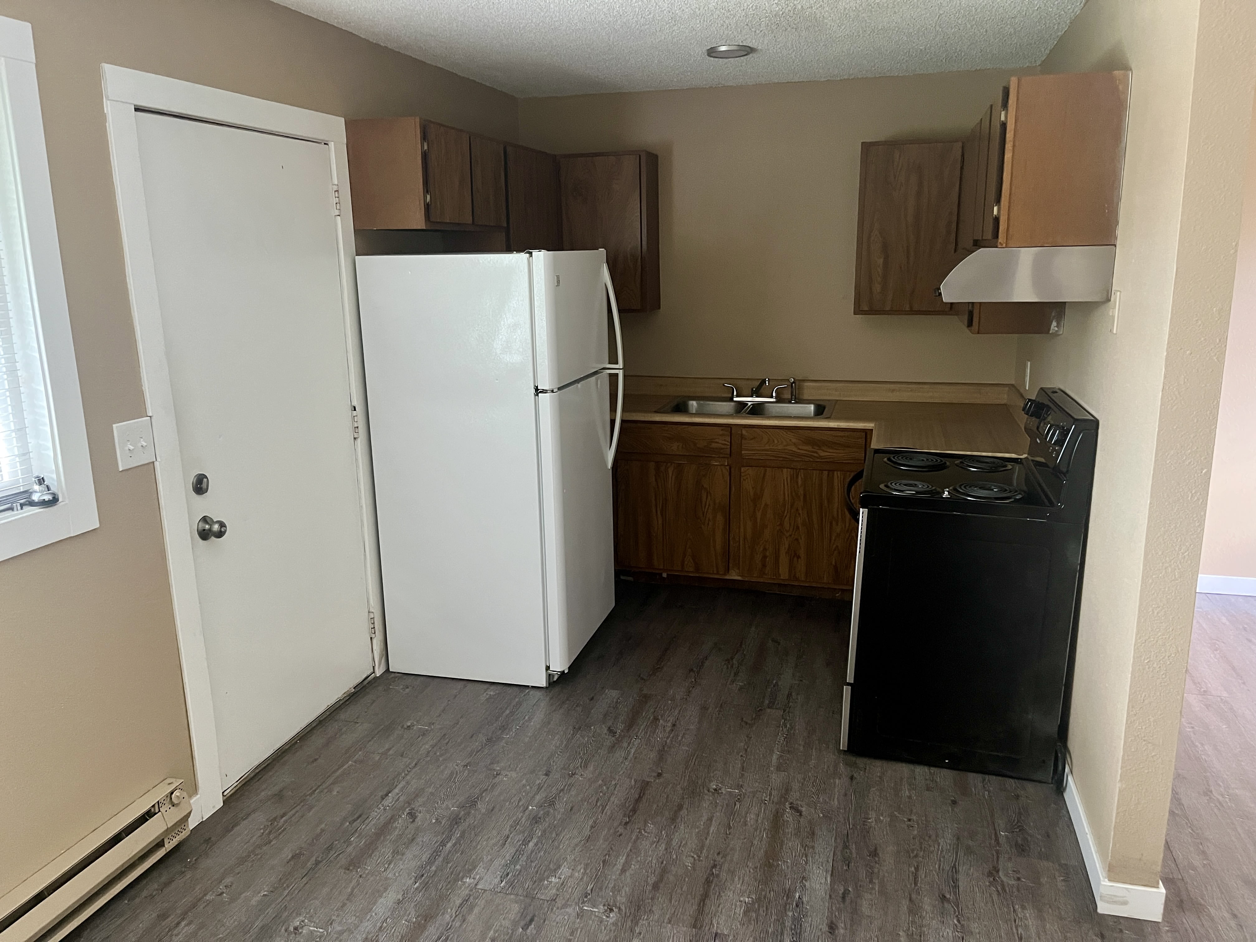 179 Glenwood Drive – photo 1