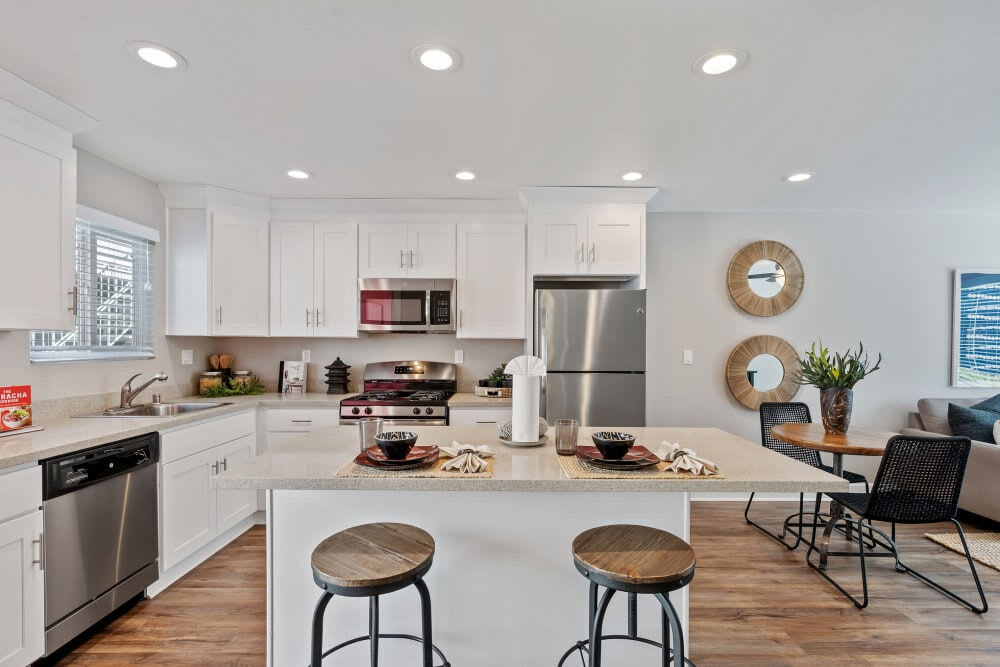 Pinebrook Apartments – photo 3