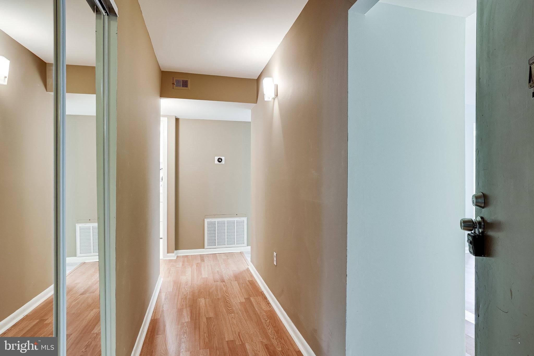 2210 SPRINGWOOD Drive – photo 5
