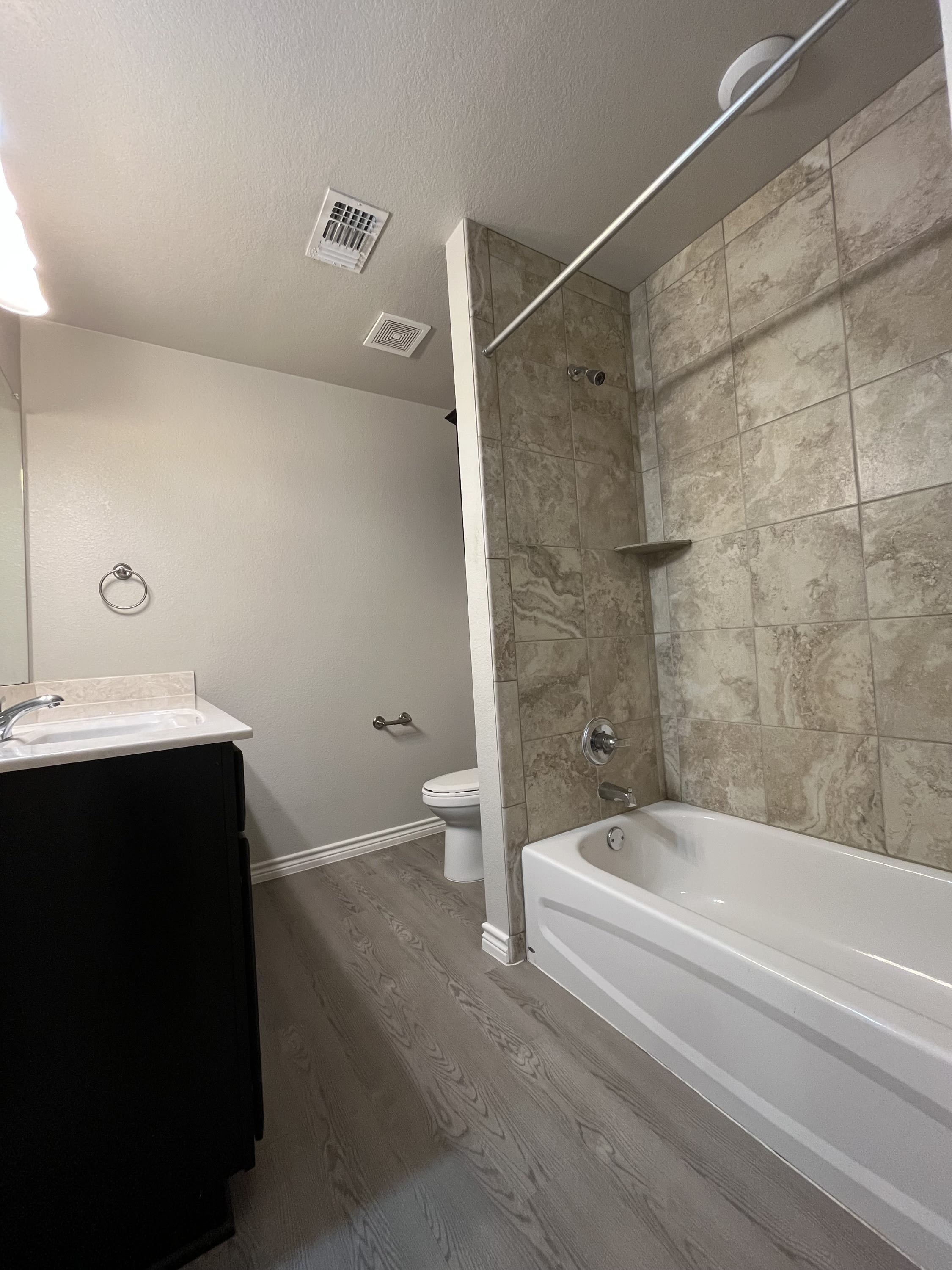 2207 Martin Luther King Junior Boulevard B – photo 3