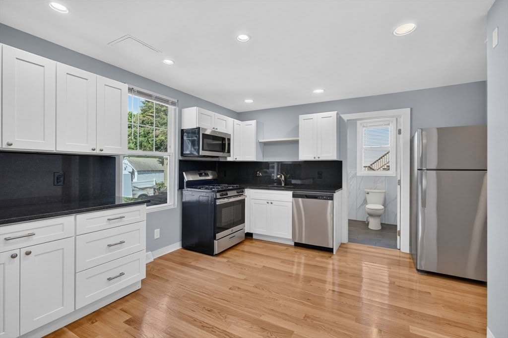 311 Central St – photo 1