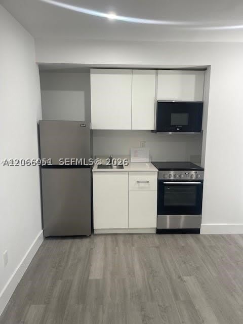 910 SW 8th Ave – photo 2