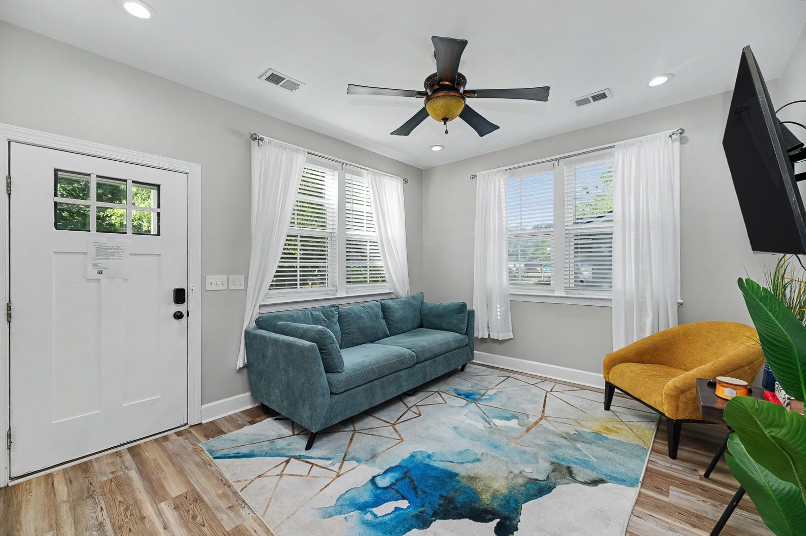Charming 3BR/2BA Home in North Charleston – photo 5