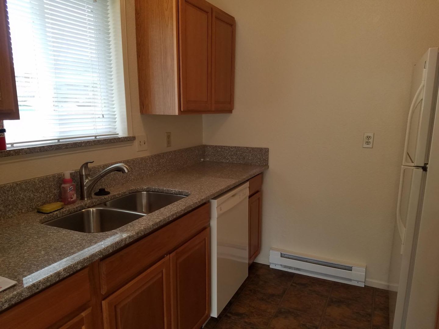 Cozy 2 bedroom in quiet cul-de-sac – photo 2