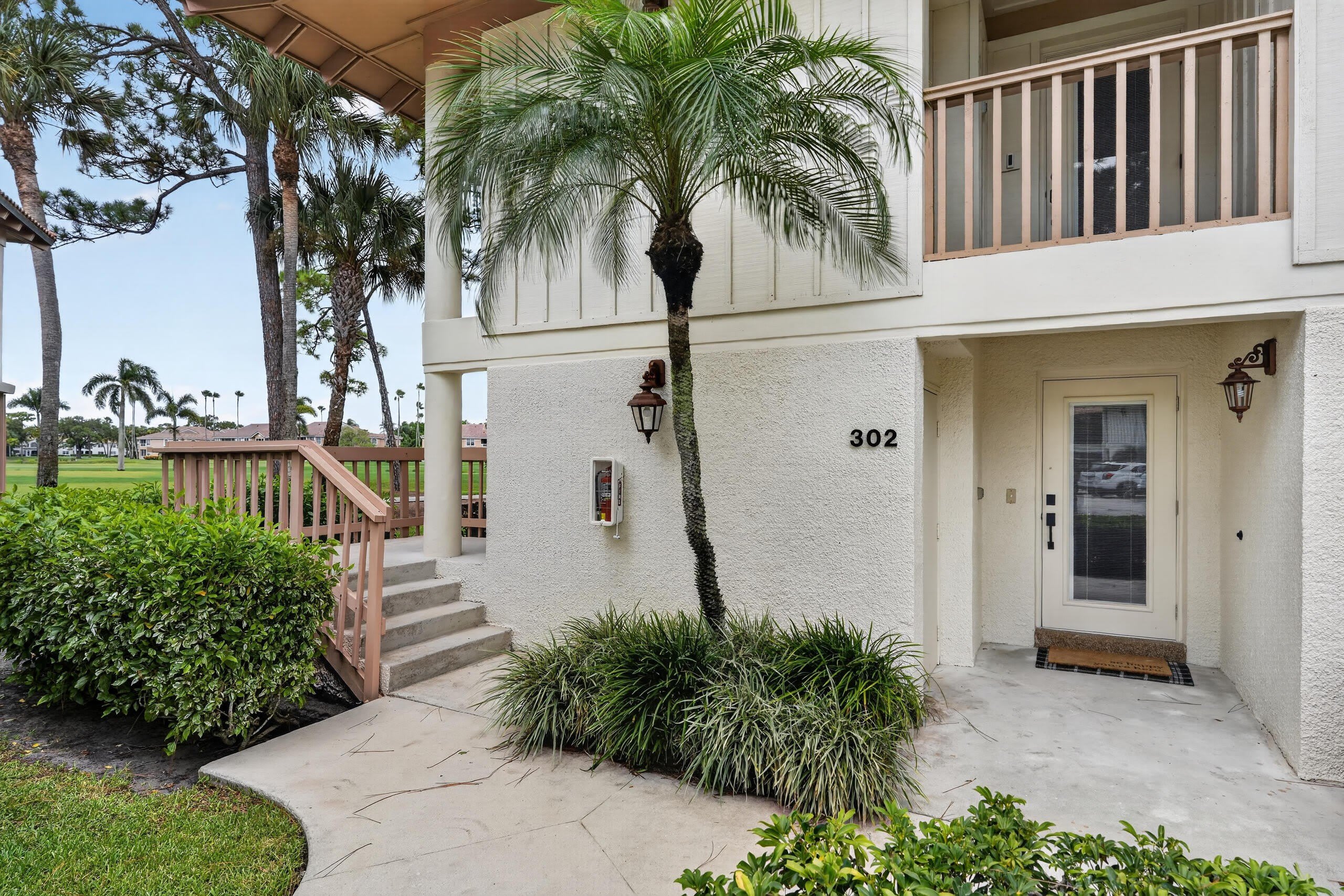 302 Brackenwood Circle – photo 2