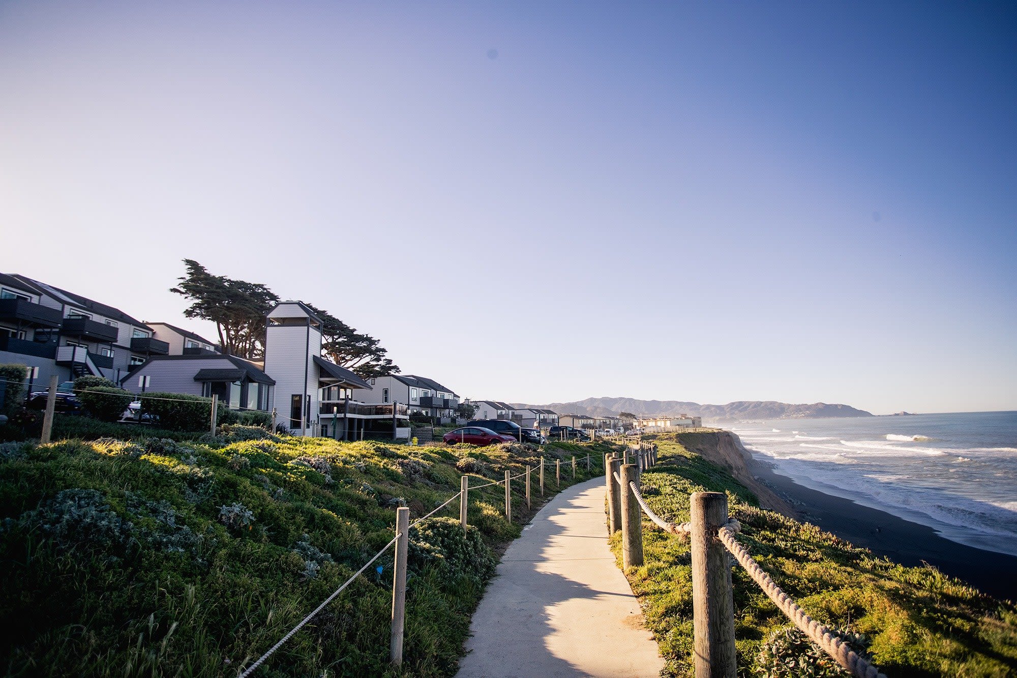 Oceanaire Apartment Homes – photo 2