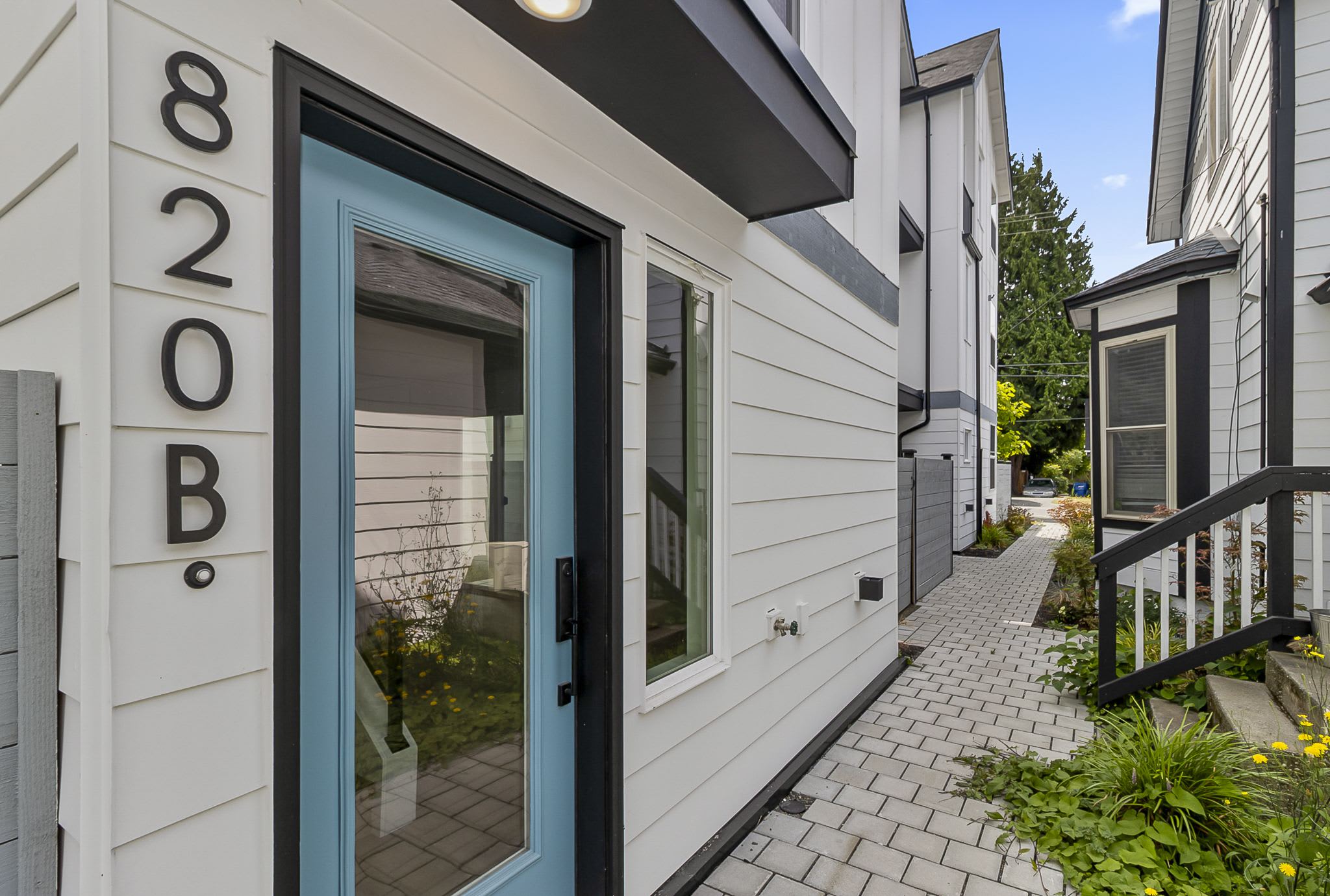 820 South Sullivan Street – photo 1