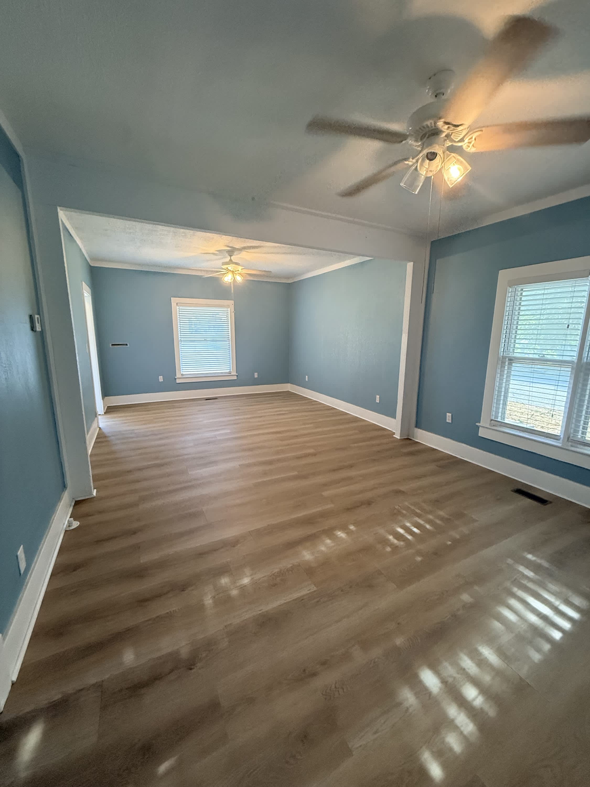 1402 East Maple Avenue – photo 5