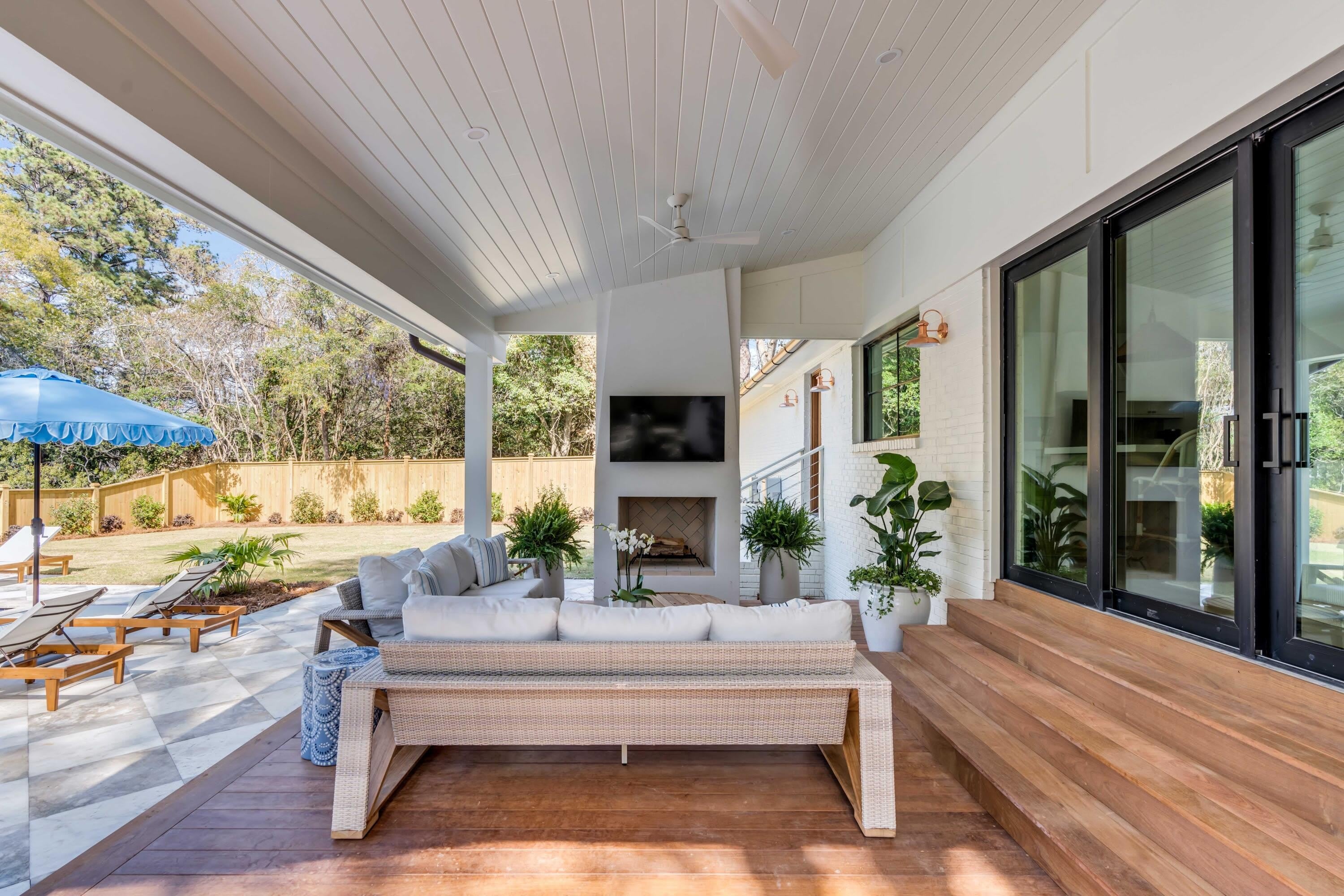 690 Pelzer Drive – photo 3