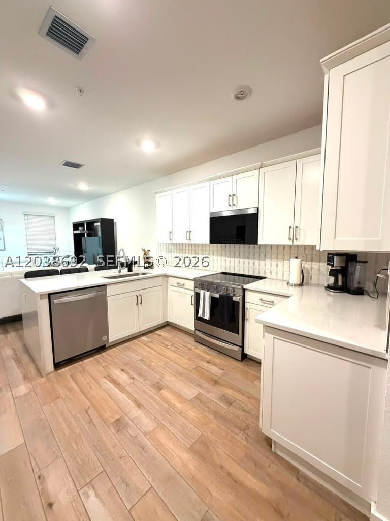 144 SW 171st Ln – photo 4