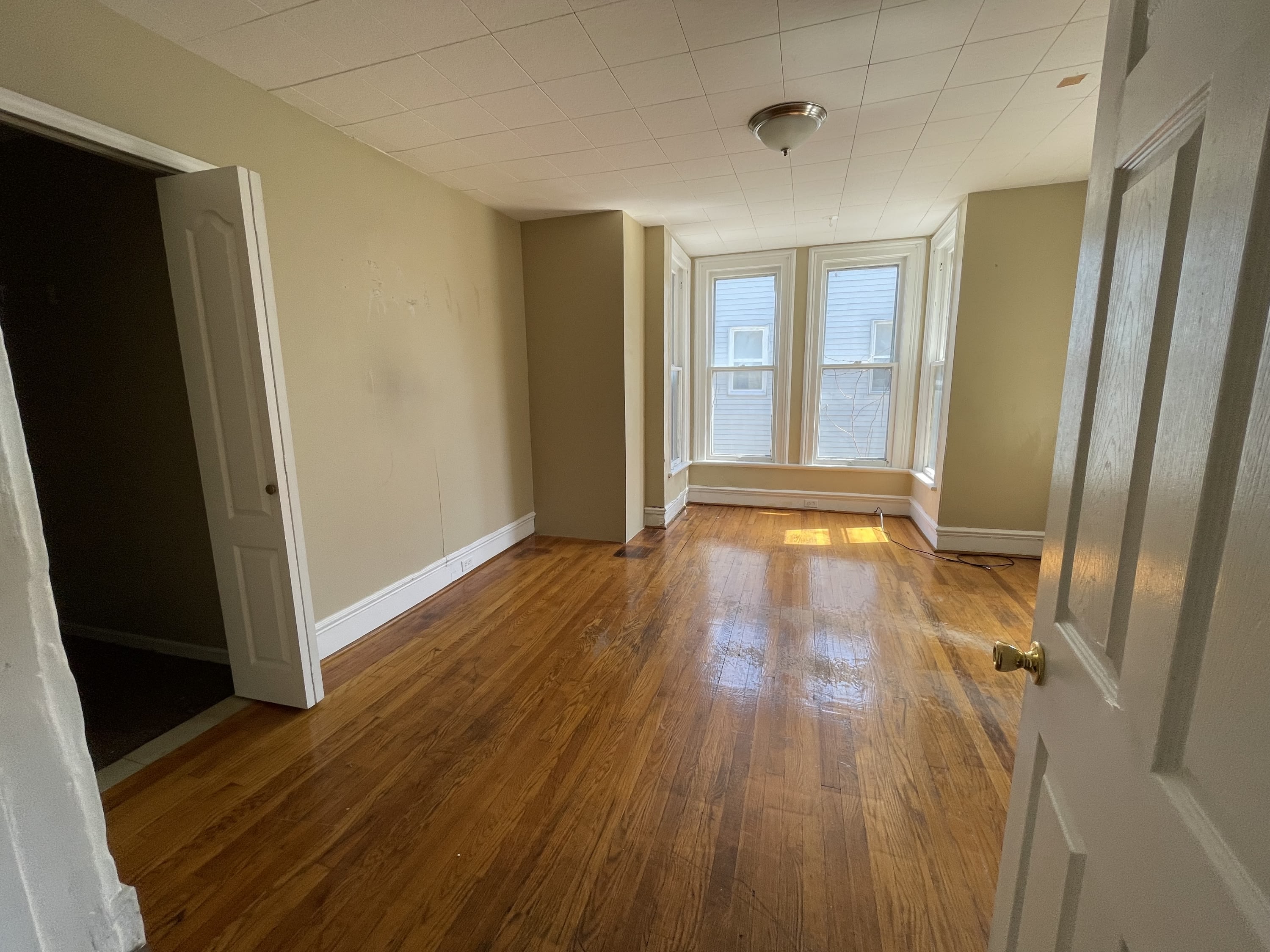 819 Court Street – photo 4