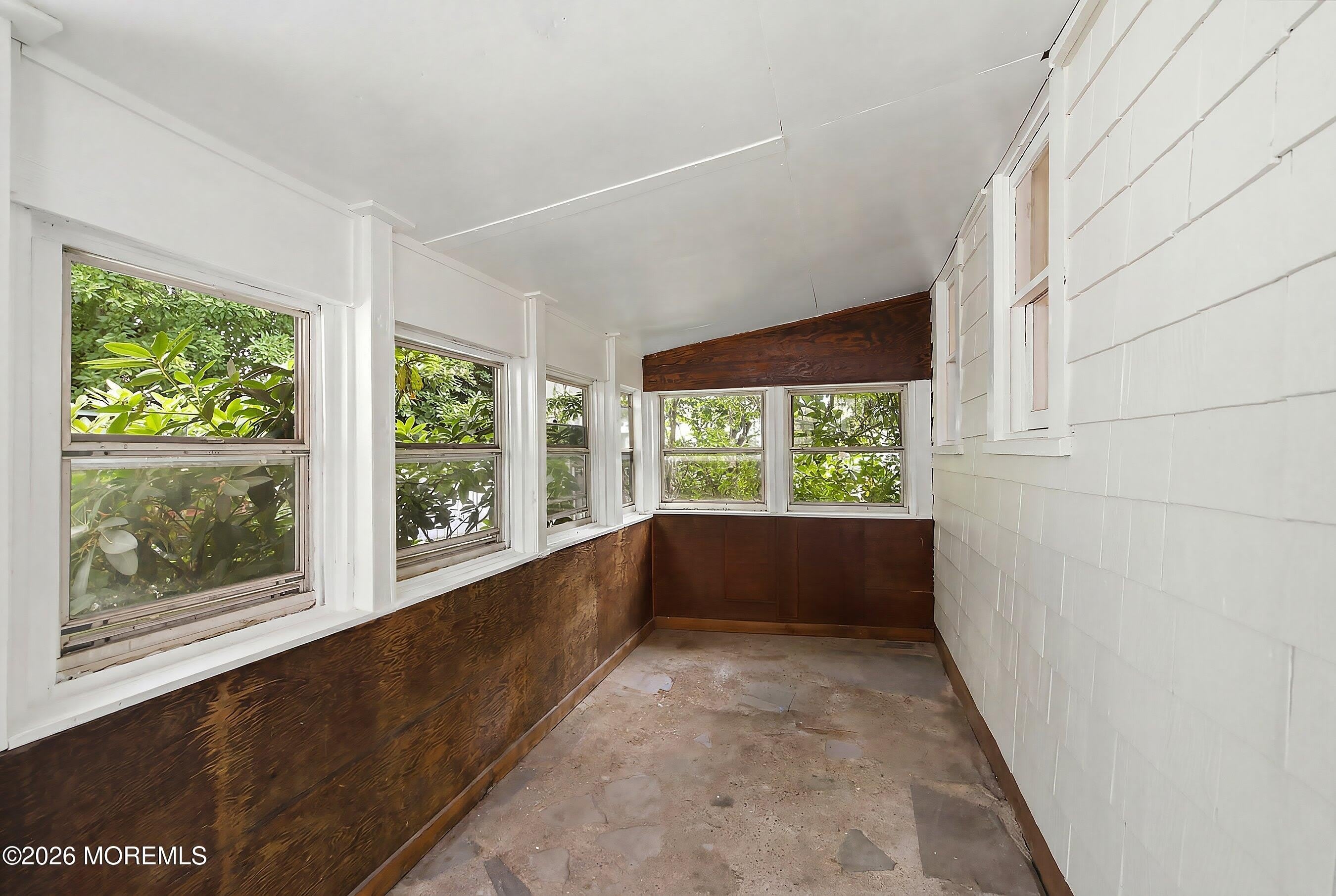 1208 Maplewood Road – photo 2