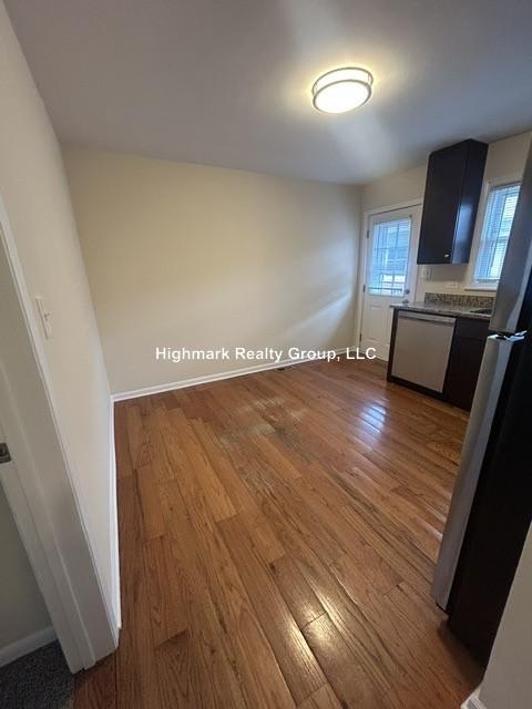 115 West Ash Ave. – photo 5