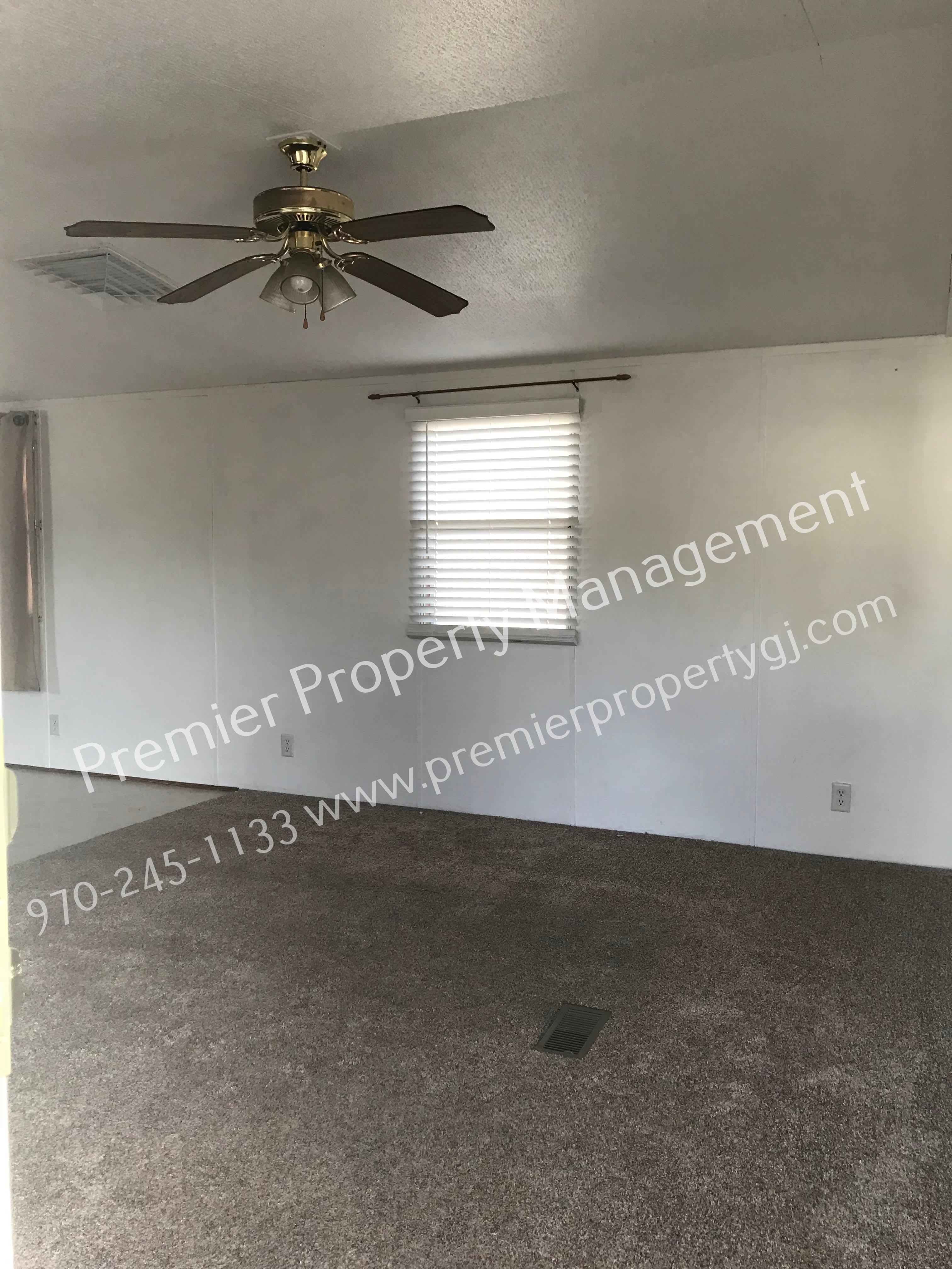 528 1/2 Elm Dr – photo 2