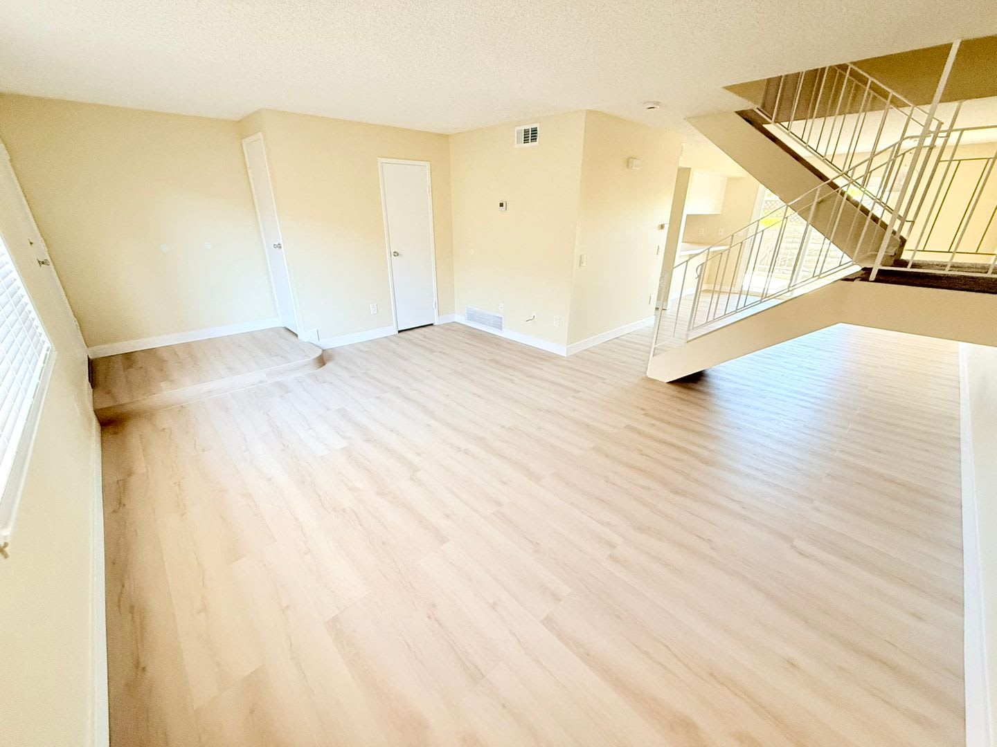 Spacious 3-Bedroom Condo in the Indian Canyon Gardens Community – photo 5