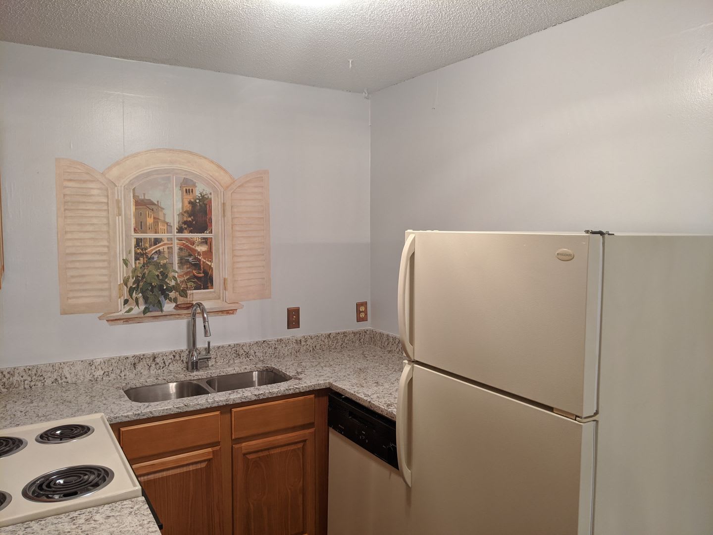 For Rent – photo 3