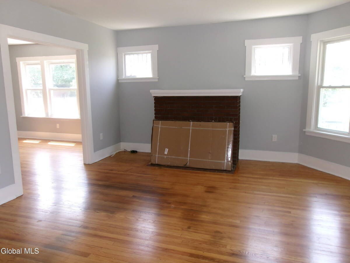 1338 Parkwood Boulevard – photo 5