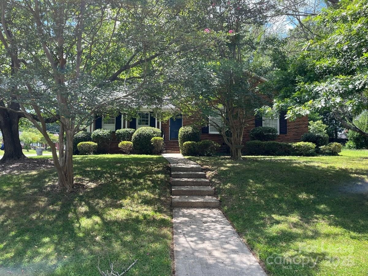 6734 Knollgate Drive – photo 1