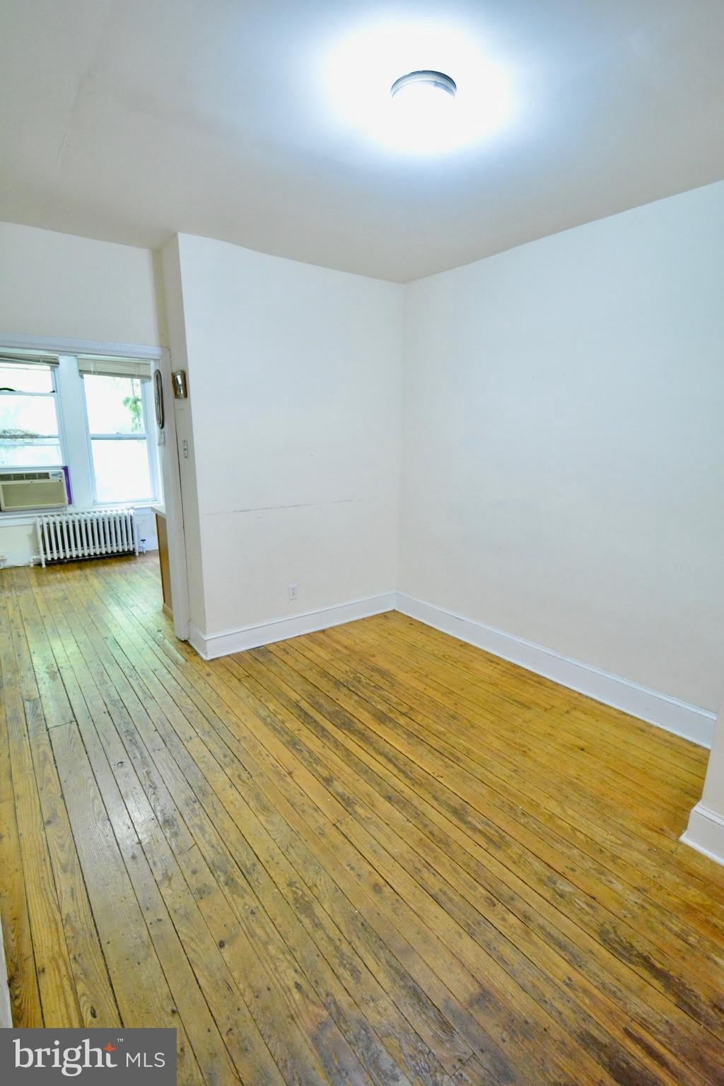 3690 EVELINE Street – photo 4