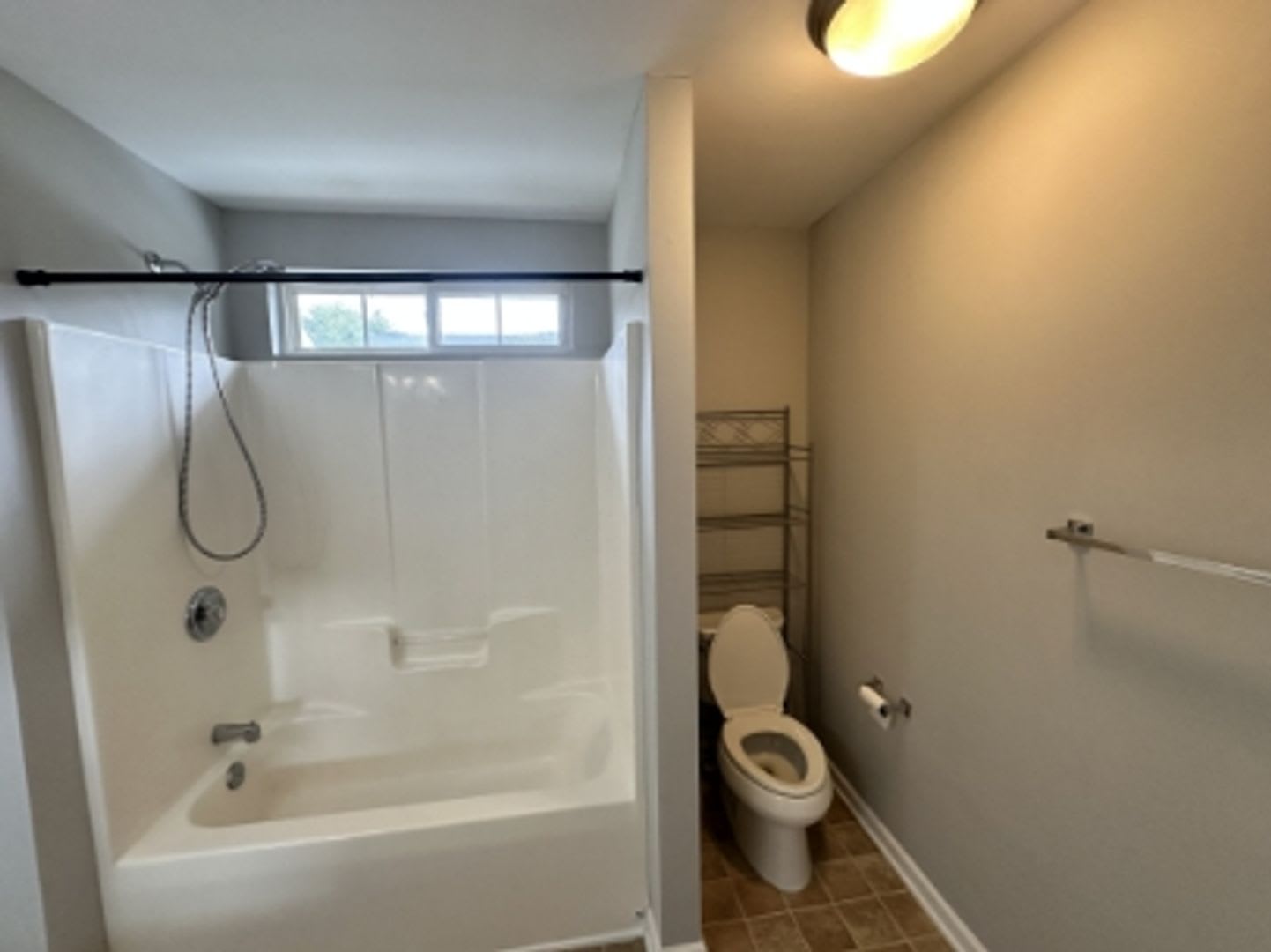 202 Cherub 3br/2.5BA (Greenville) – photo 2