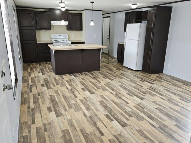 54 116th Ave NE – photo 3
