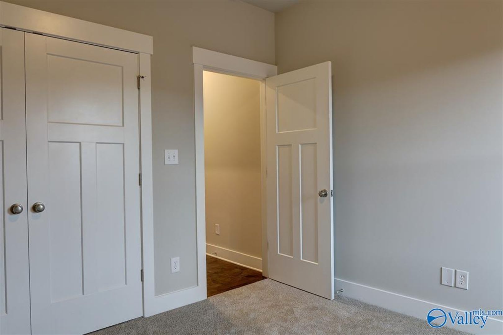 Coming Soon STUNNING 4-BEDROOM GEM IN COPPER CREEK! – photo 3