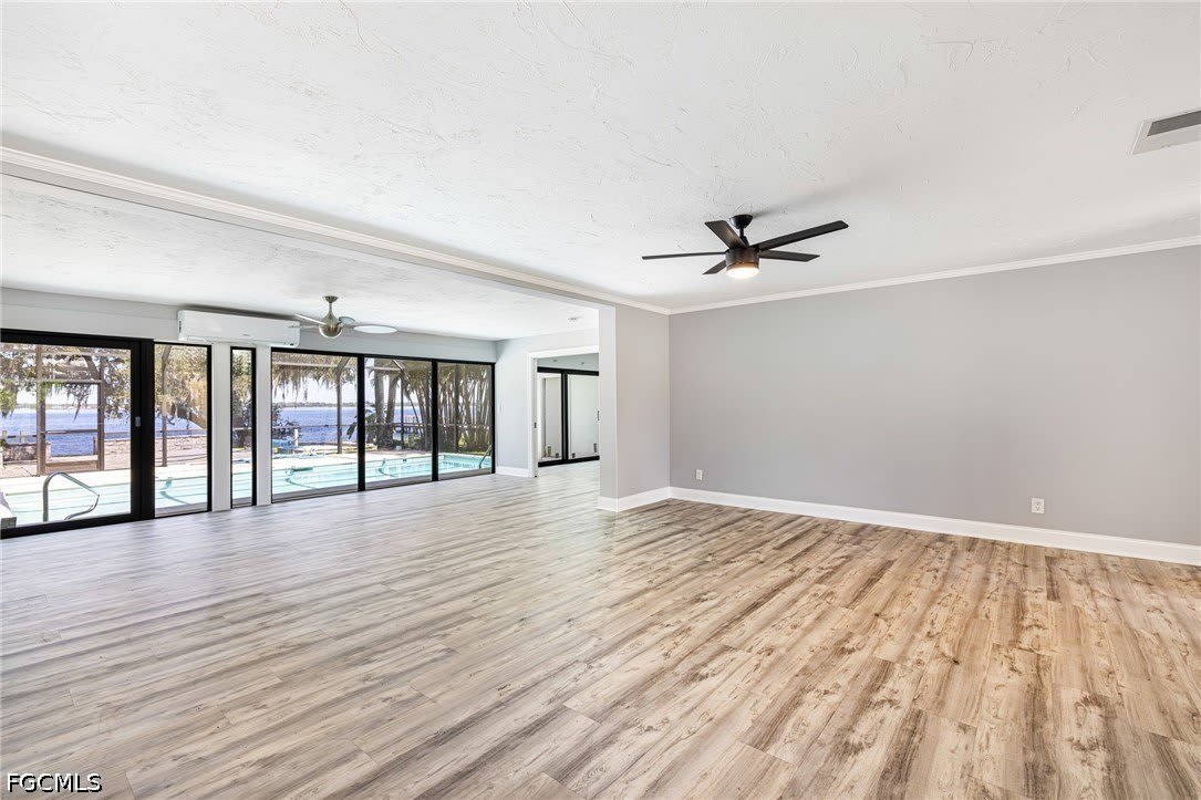 3933 E River Drive – photo 2