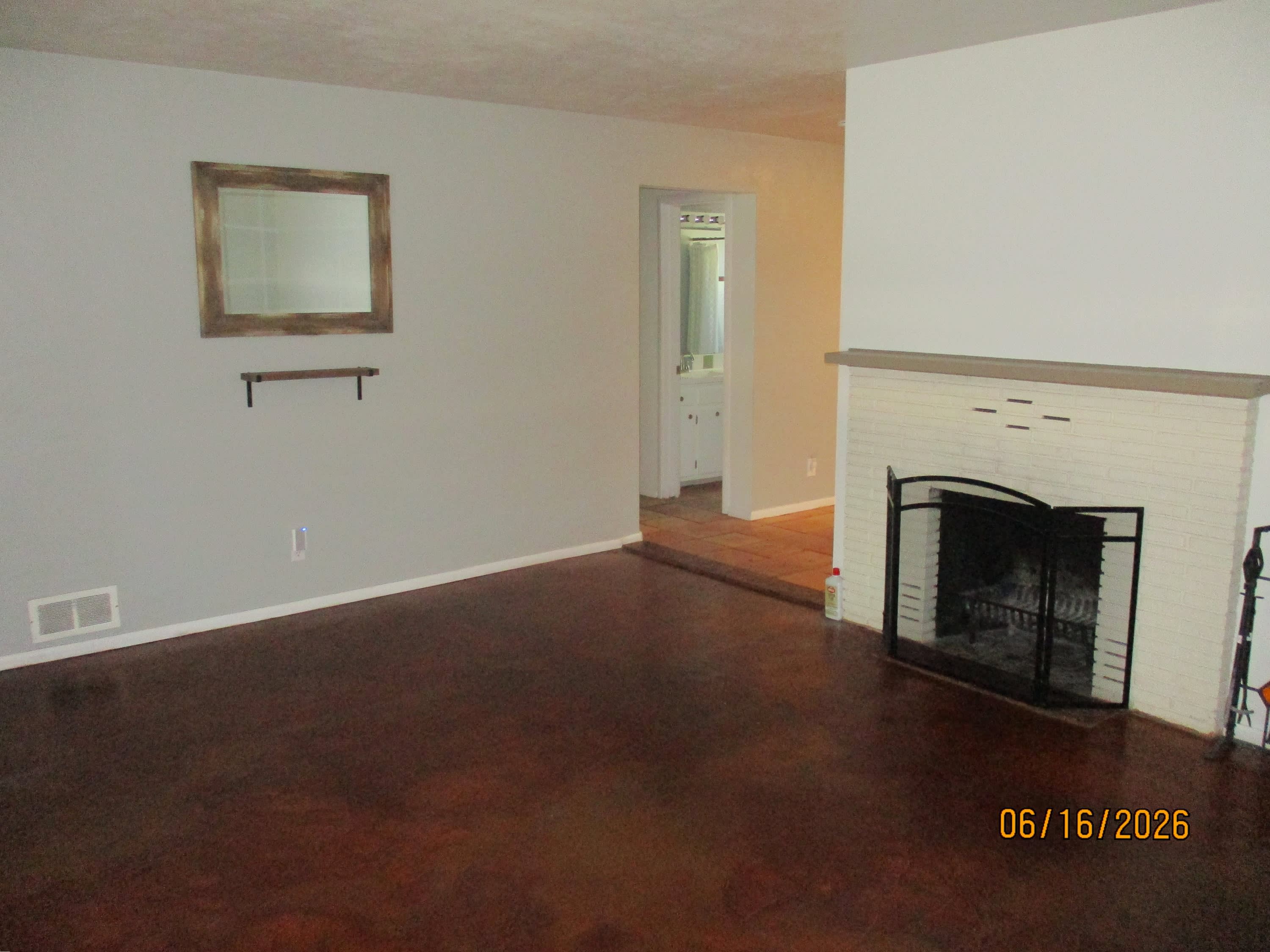 2101 June Street Ne – photo 5