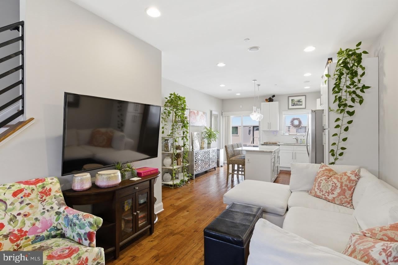 2249 Kimball Street – photo 2