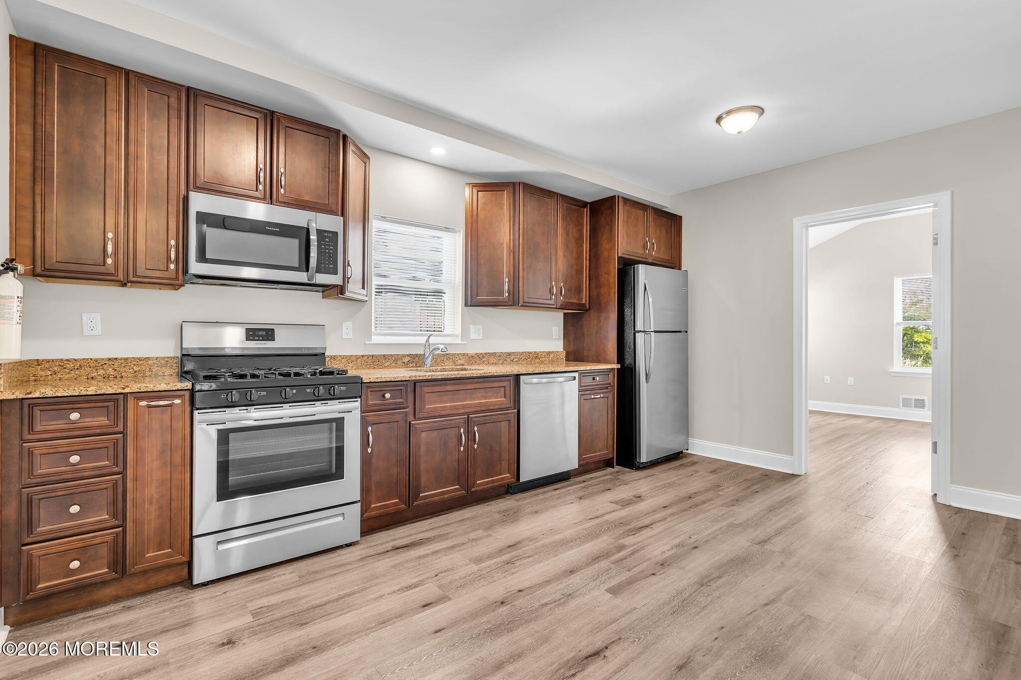 48 Flint Road – photo 2