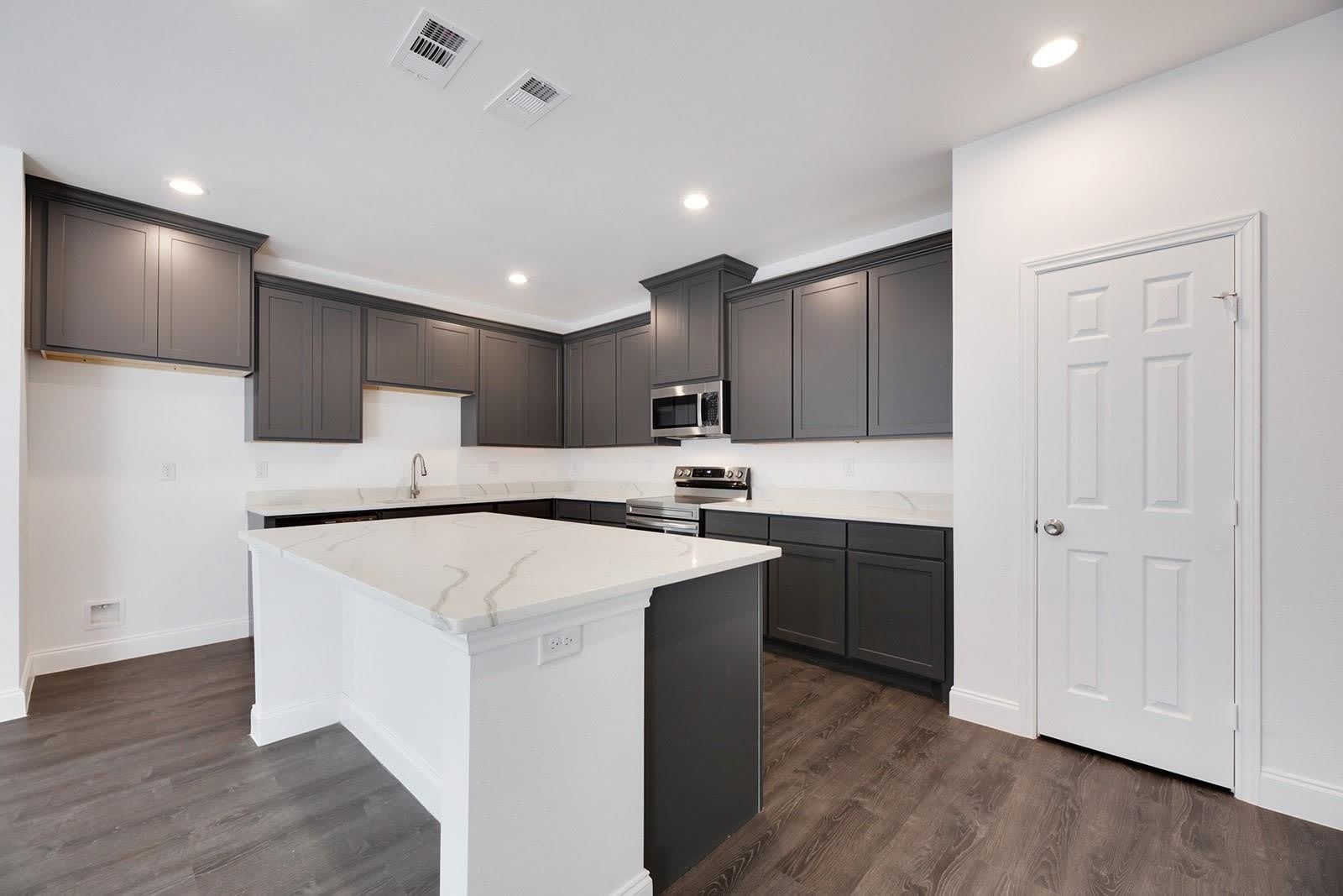 3720 Washington Street – photo 4