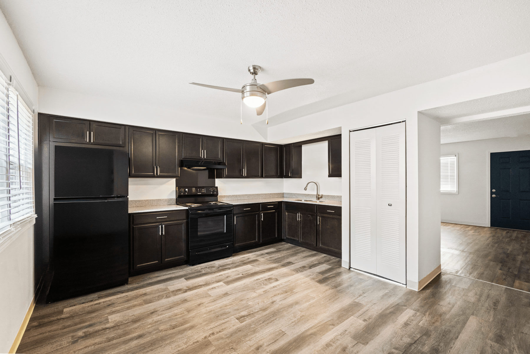 Country View Apartments – photo 1