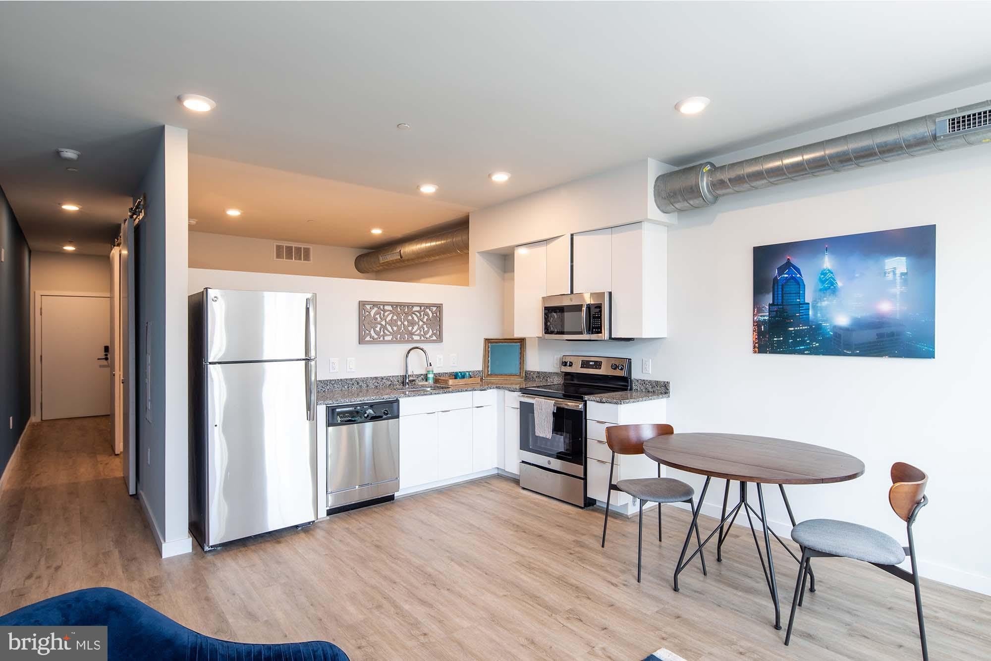 2120-34 E YORK Street – photo 1