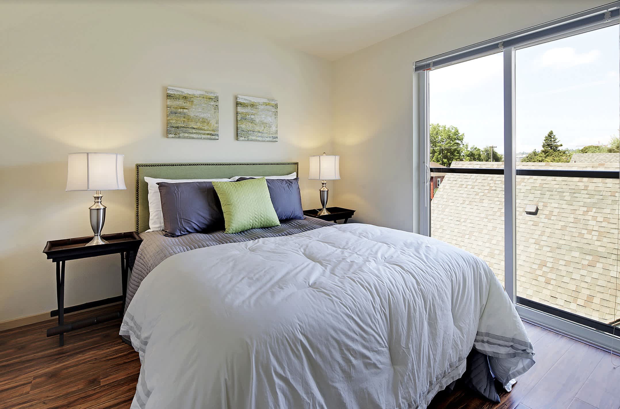 Glendale Apartments – photo 2