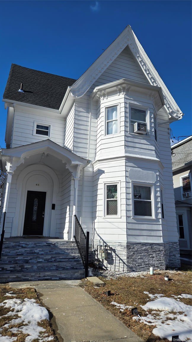 48 S Clinton Street – photo 1