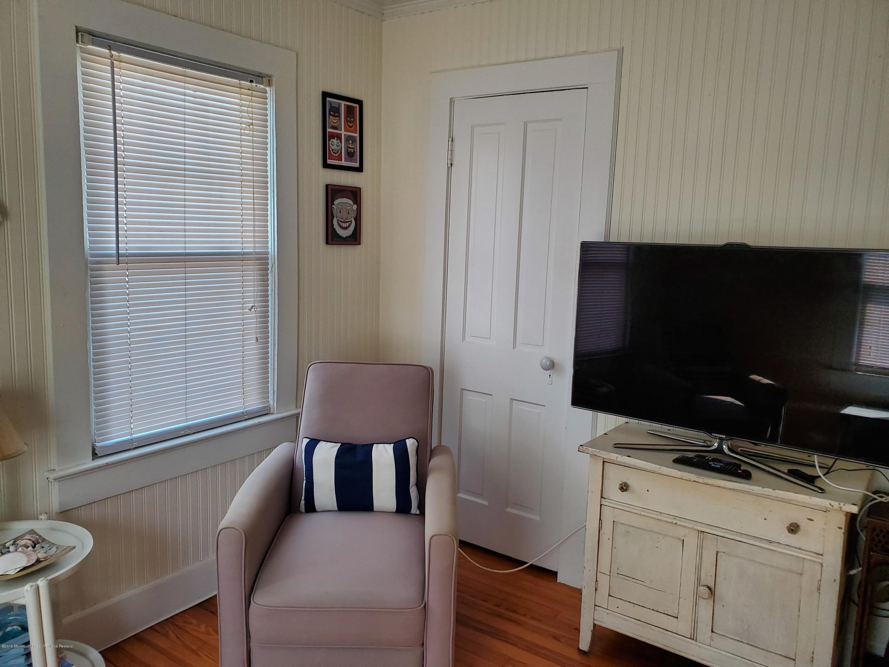 6 Webb Avenue – photo 3