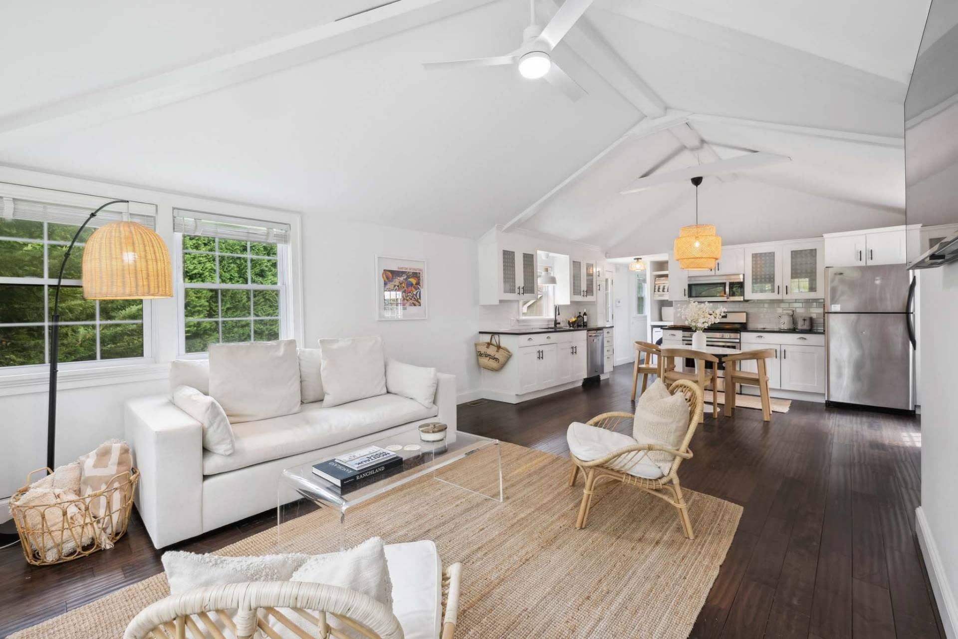 136 Washington Heights Avenue – photo 3