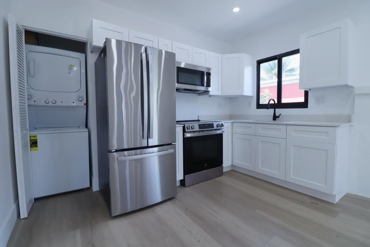 3040 NW 13th Avenue – photo 4