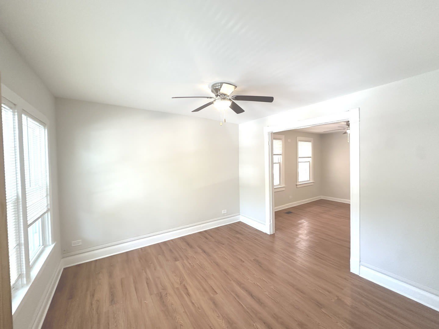 731 W 16th Street – photo 5