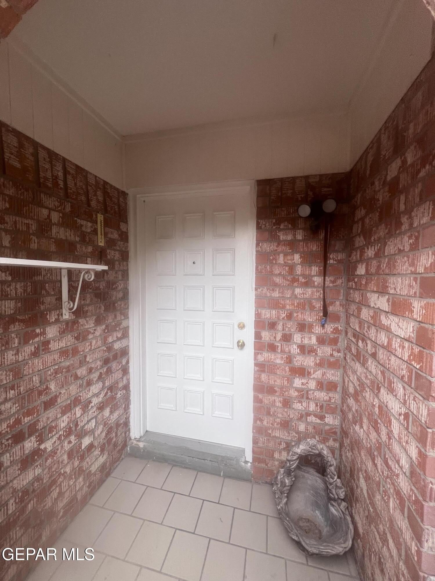 5017 MC CORMICK Lane – photo 3