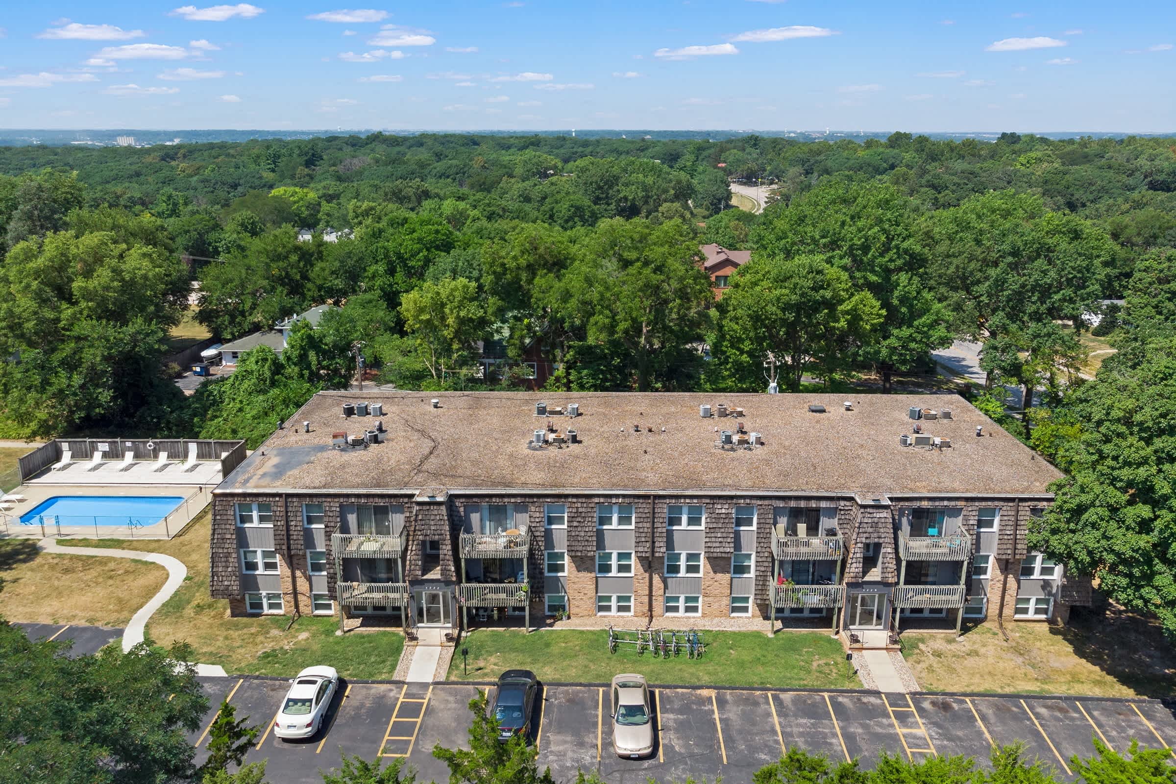 The 4220 Grand Apartments – photo 4