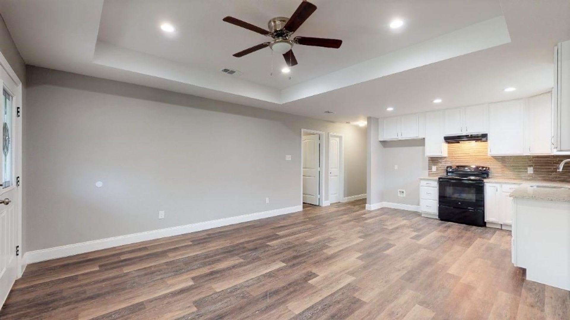 4202 Caddo St – photo 4
