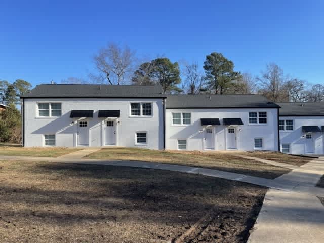 2213 North Hills Drive – photo 1