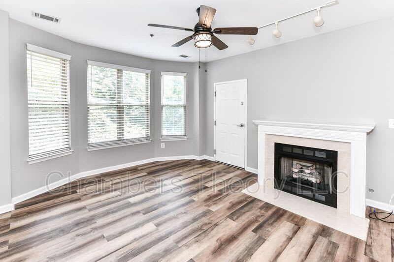 1851 Stratford Park Pl – photo 3