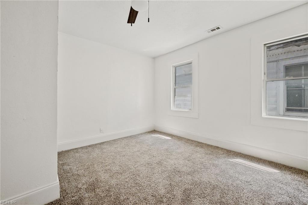869 Rugby Street – photo 5