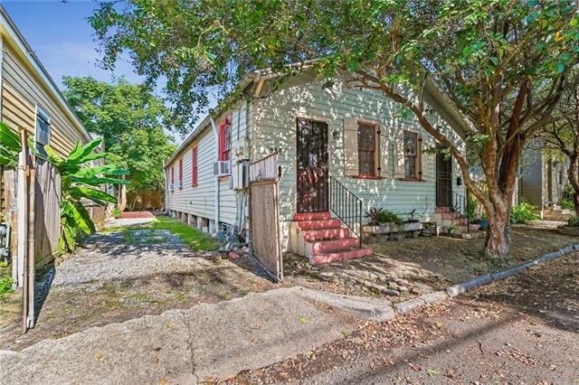 914 CONGRESS Street – photo 2