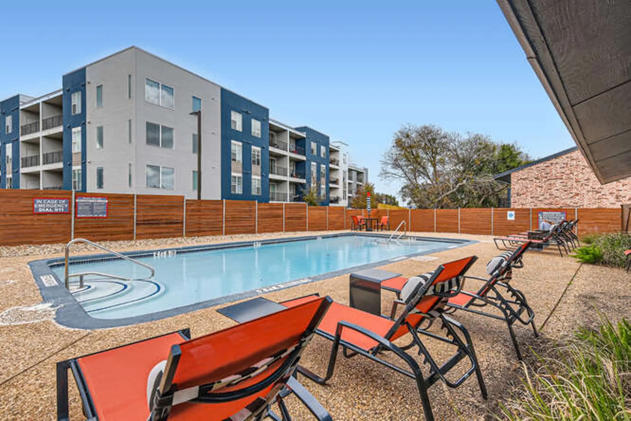 Hillside Place Apartment Homes – photo 1